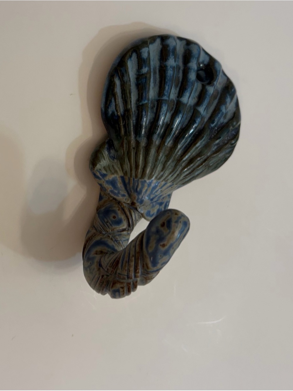 Seashell ceramic hook - Picture 2 of 5